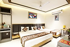 Apple Wood Hotel near Delhi Airport, Delhi