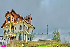 Dodhparhri Glacier View Hotel & Restaurant, Budgam