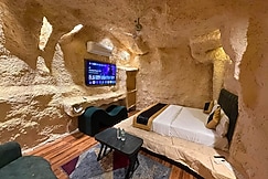 Hotel M2M, Sonipat