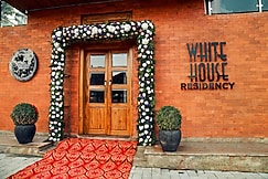 White House Residency, Alathur