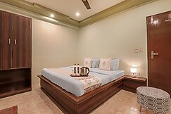 HOTEL DWARKADHISH, Haridwar
