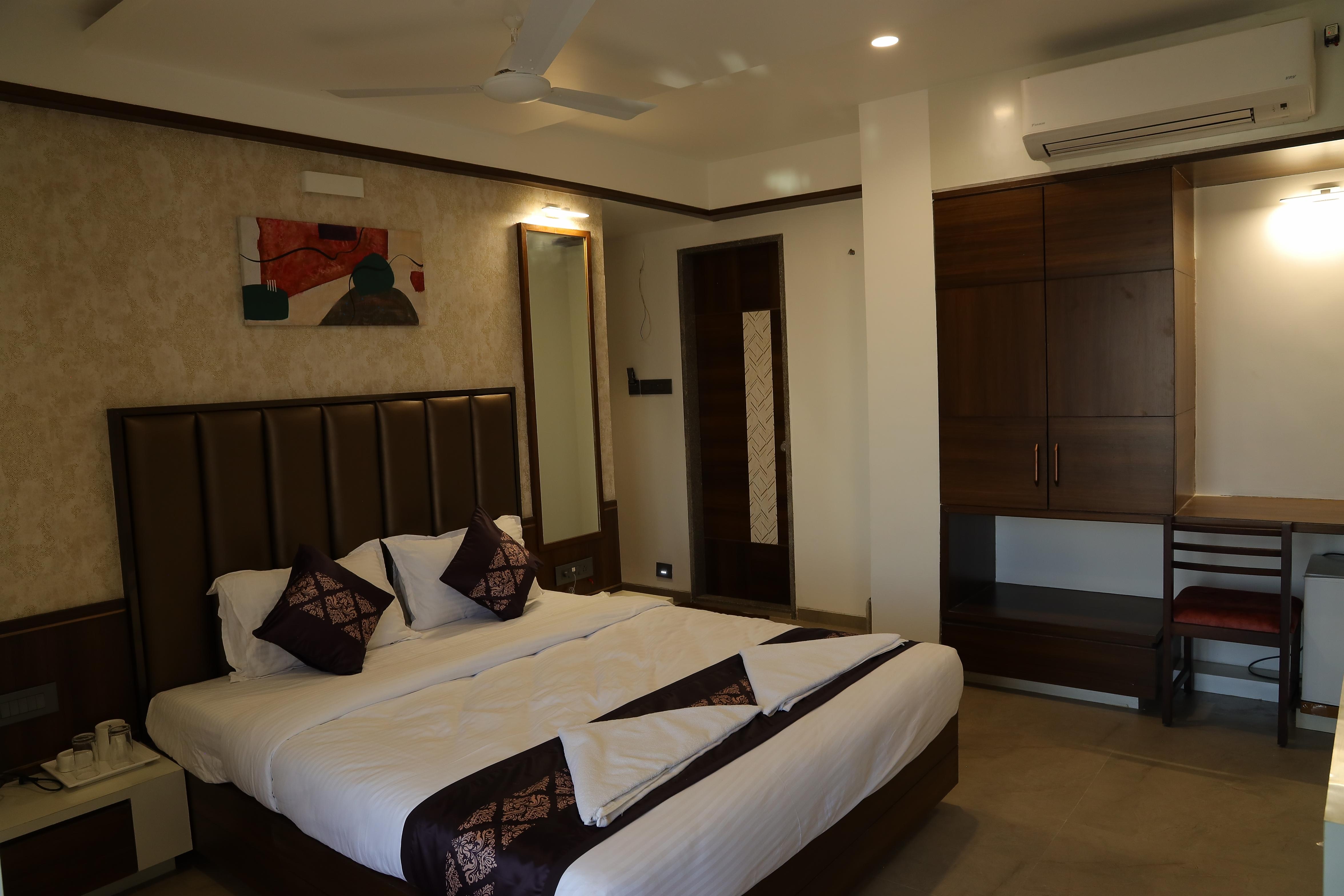 Executive Room 1