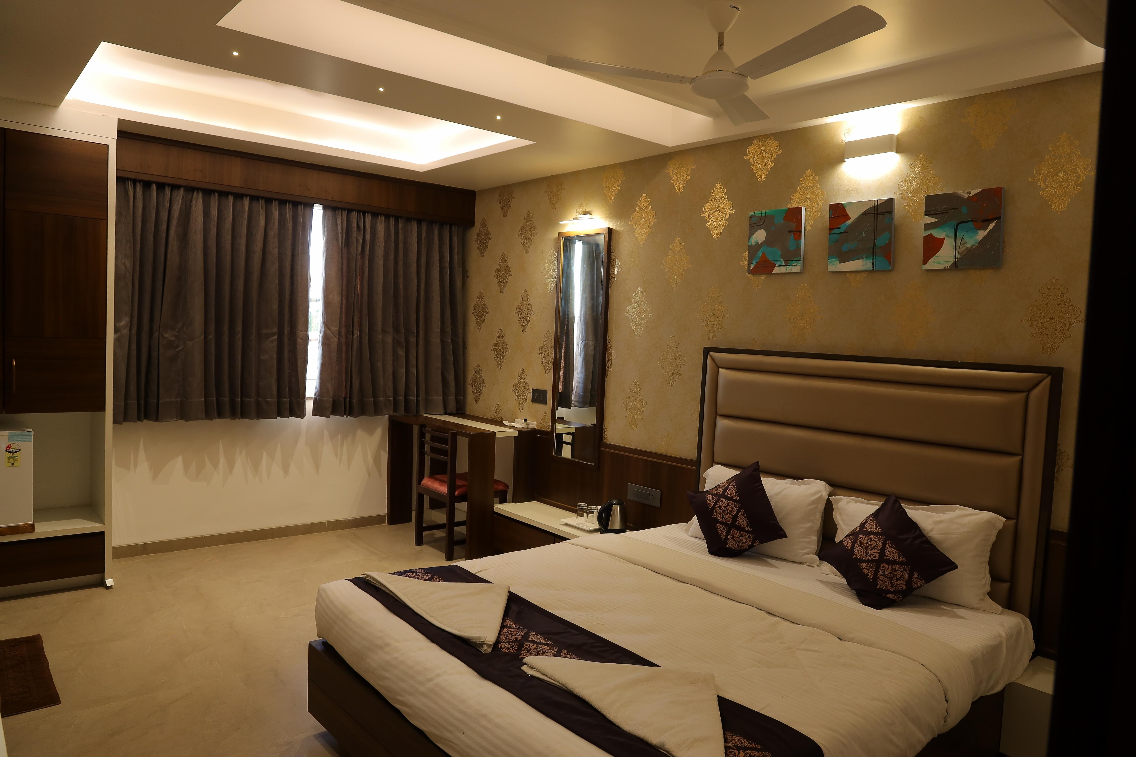 Hotel Blisss 5