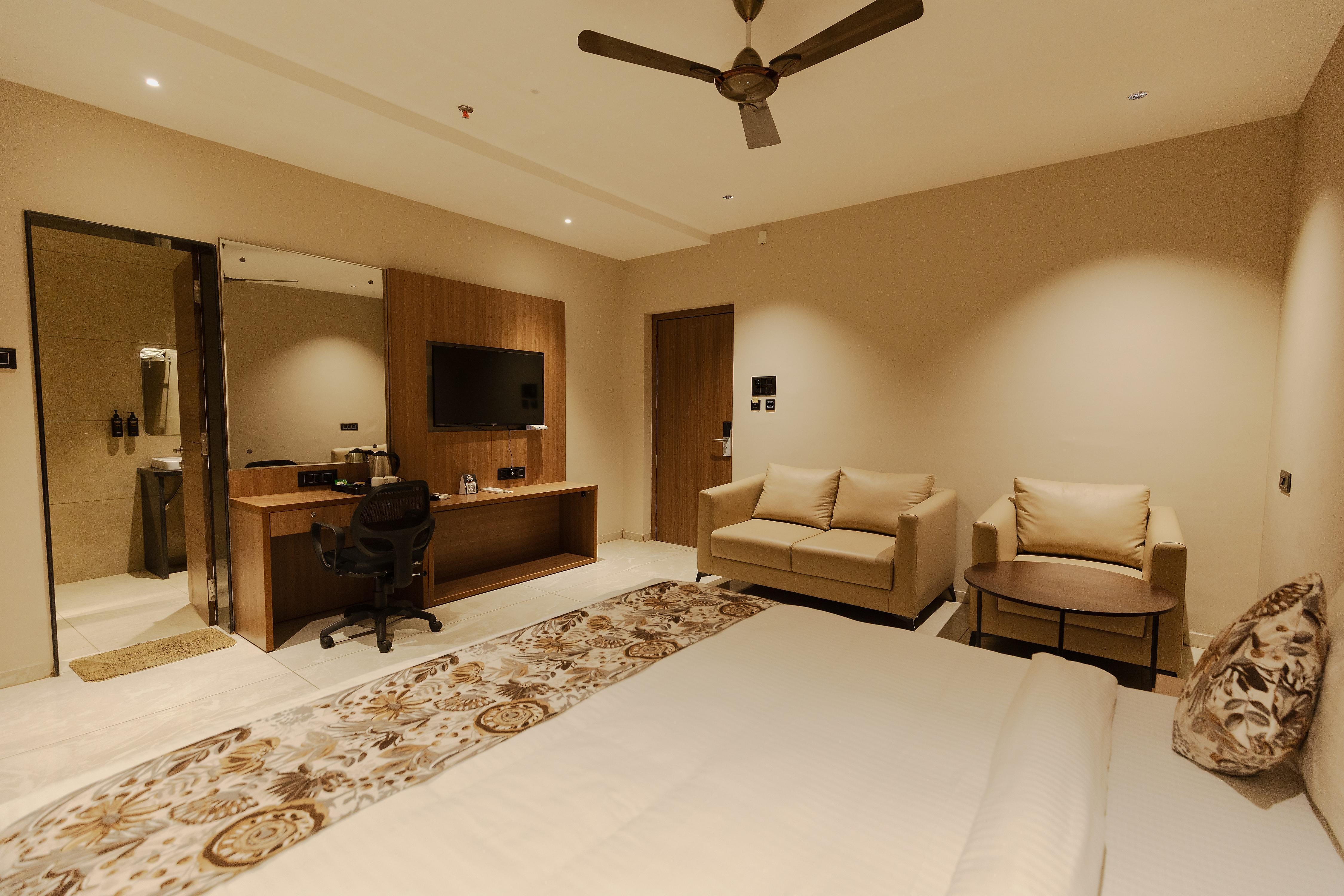 Jashn Resort - Tap to explore photos