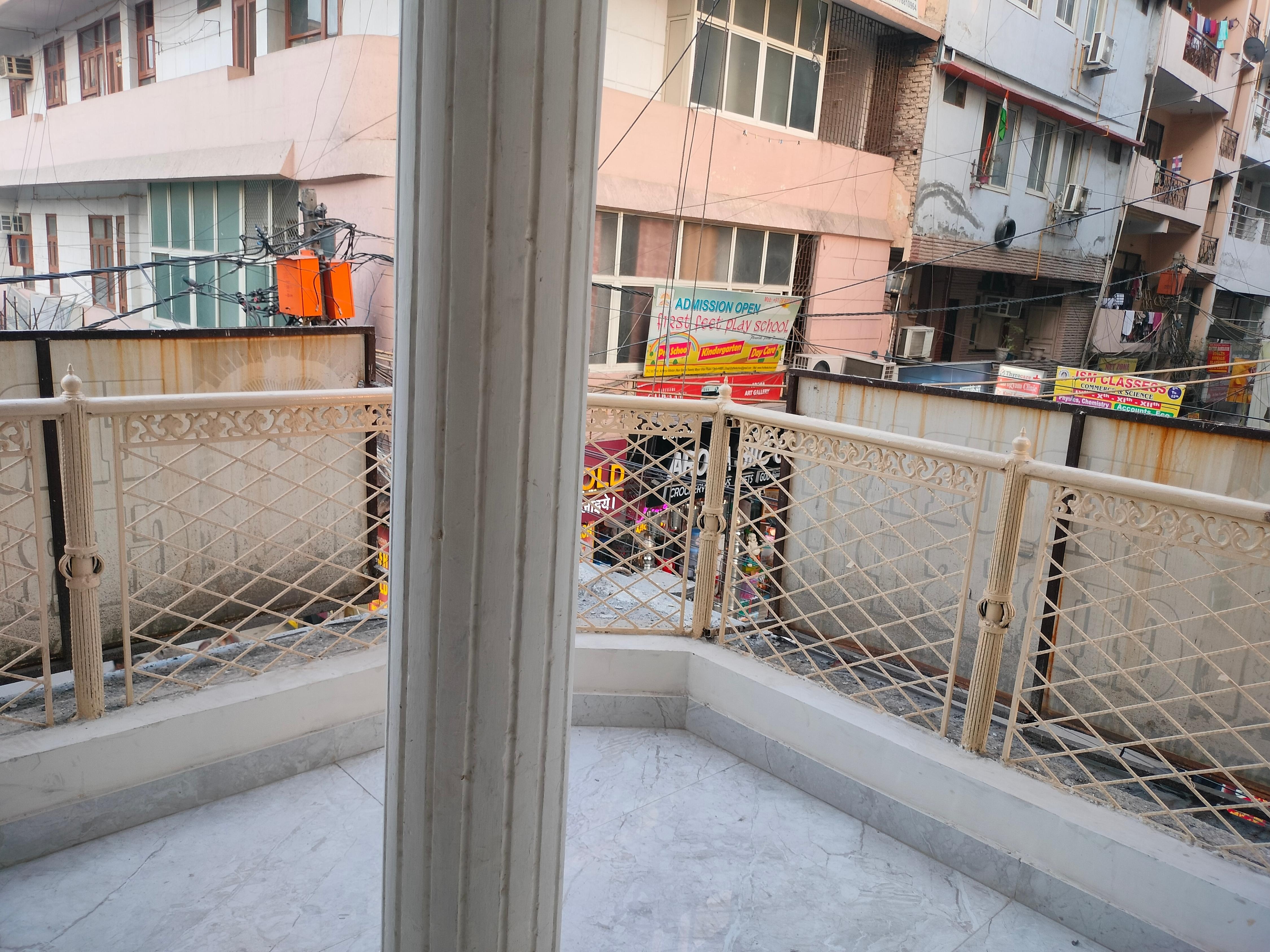 Comfort Inn Mayur Vihar - Tap to explore photos