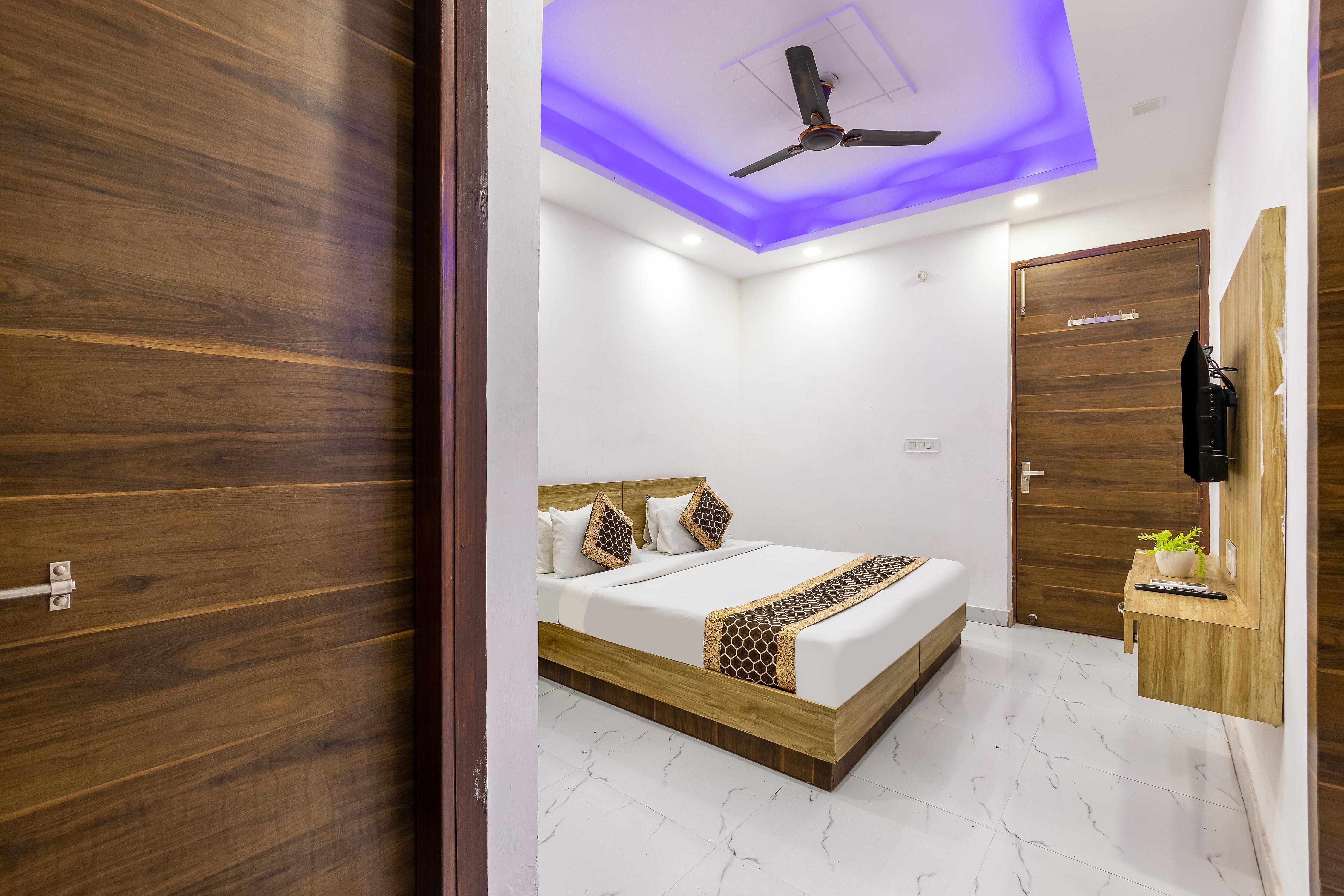 Silver Crown Hotel, Yashobhoomi - Tap to explore photos