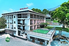 Secret Valley Plantation Resort, Munnar