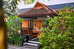 Malavikas Black  Beach Resort, Varkala