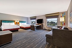 Hampton Inn & Suites by Hilton Marina, Monterey