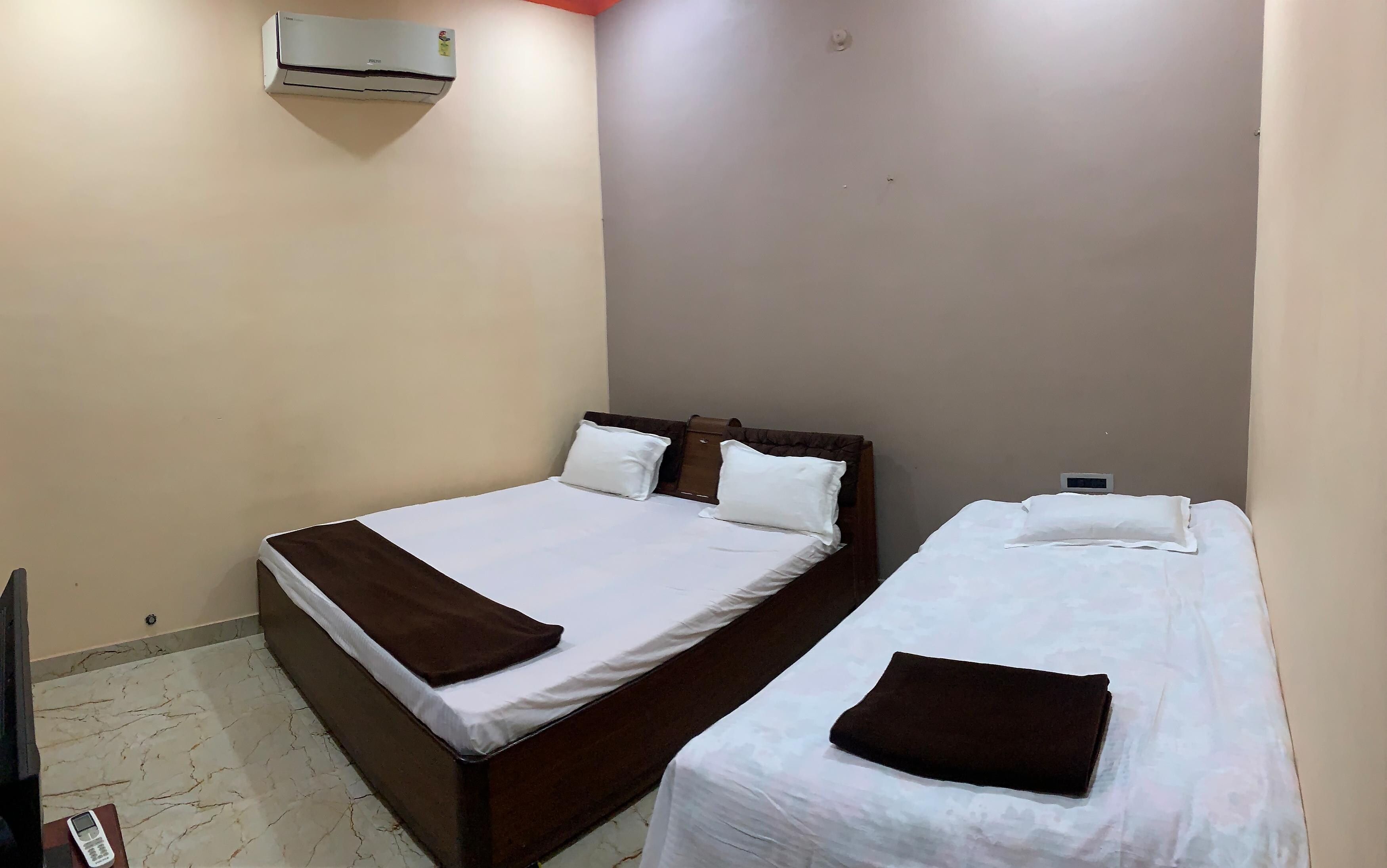 HOME STAY RAIPUR - Tap to explore photos