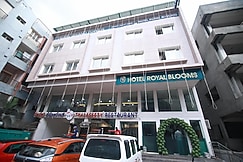 Hotel Royal Blooms, Bangalore