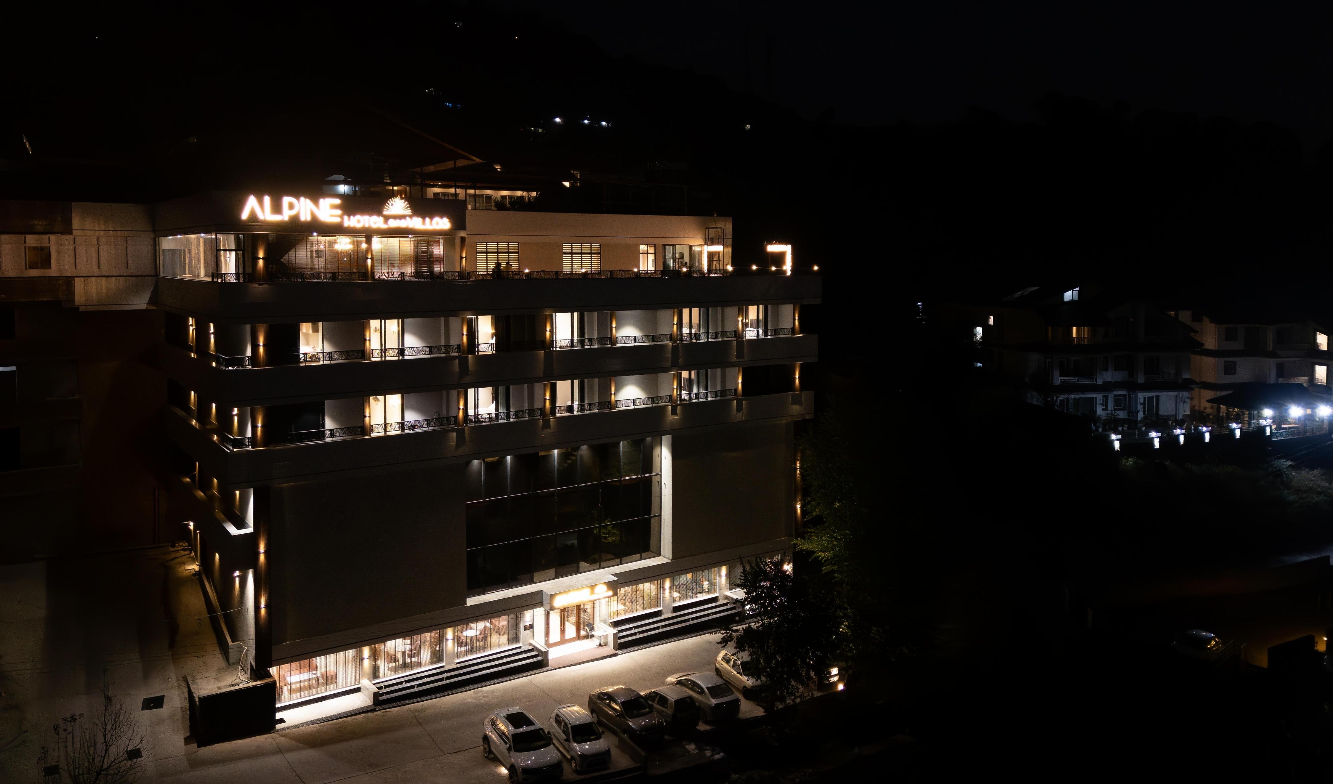 Alpine Hotel and Villas 𝗕𝗢𝗢𝗞 Dharamshala Hotel