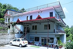 Hotel Rosemary, Bhowali