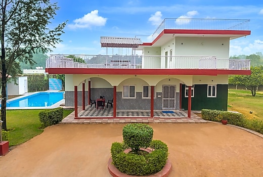 Alaya Stays 4BHK Farmhouse with Pvt Pool & Garden | Manesar