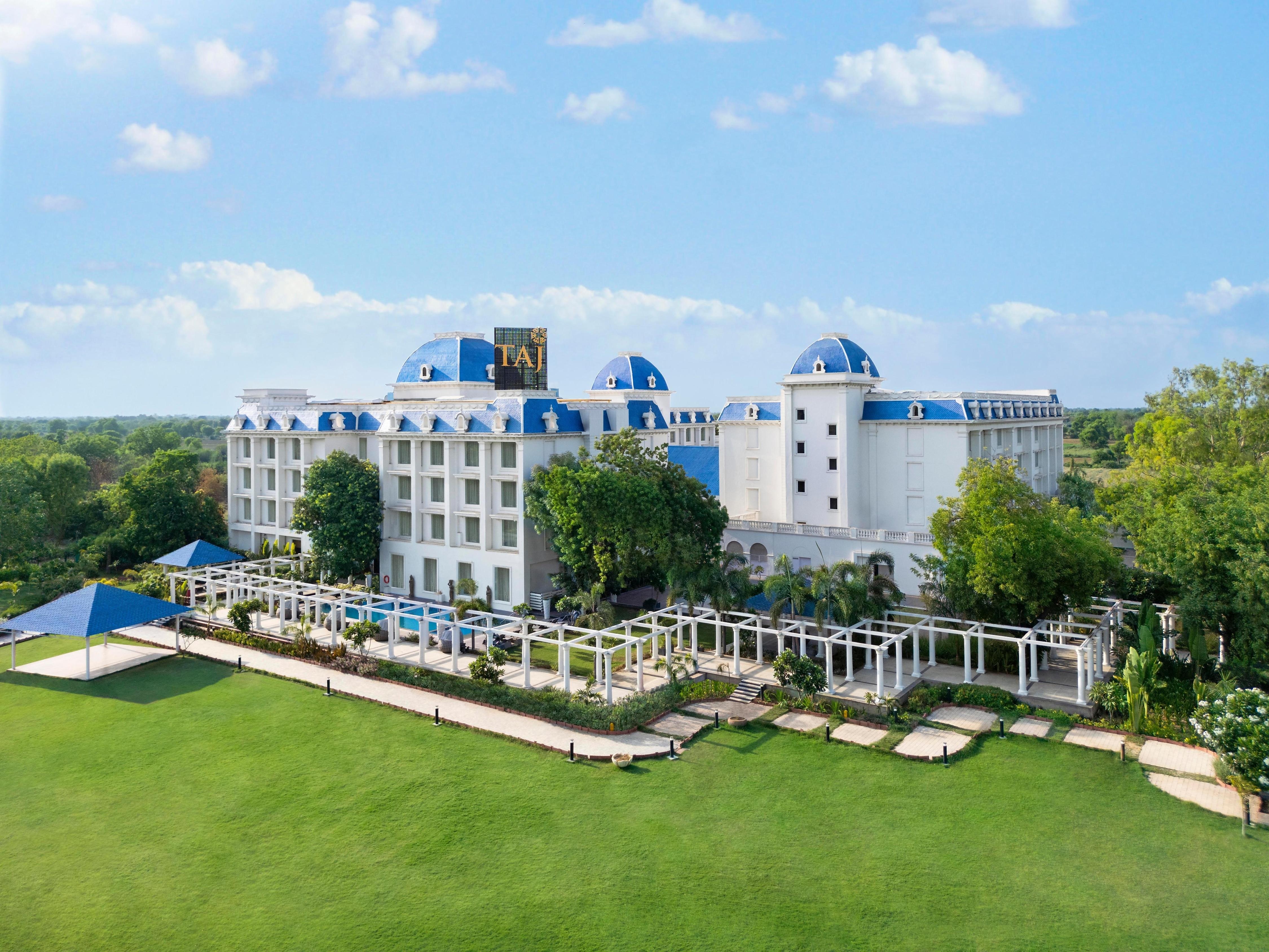 Taj Gandhinagar Resort and Spa - Tap to explore photos