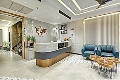 Hotel Uptown - Luxury Restaurant & Rooftop Near Connaught Place, Delhi