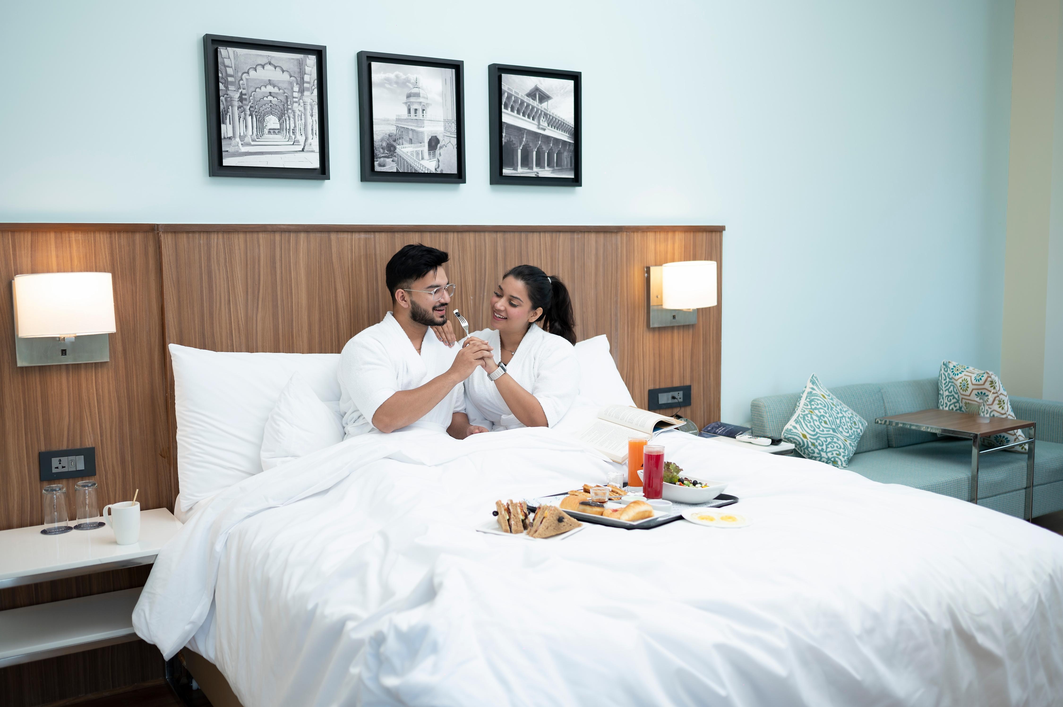 Fairfield by Marriott Agra - Tap to explore photos