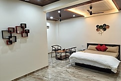 Hotel Beach Treats, Thane