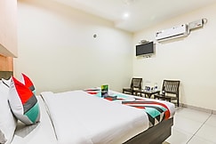 FabExpress Mayank Palace, Chandigarh