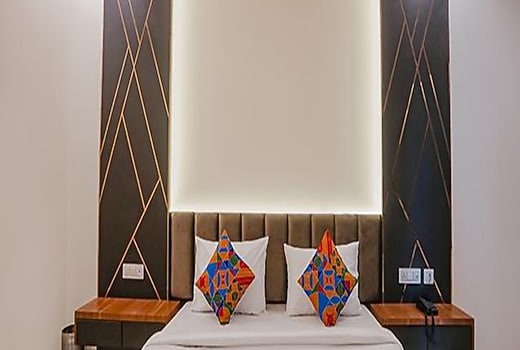 FabHotel Royale 116