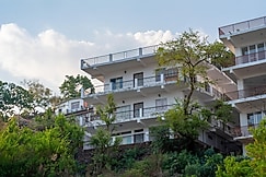 Birds View Retreat, Nainital