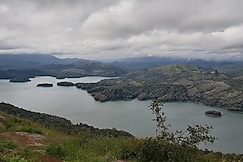 The Blue Mount Residency, Vagamon