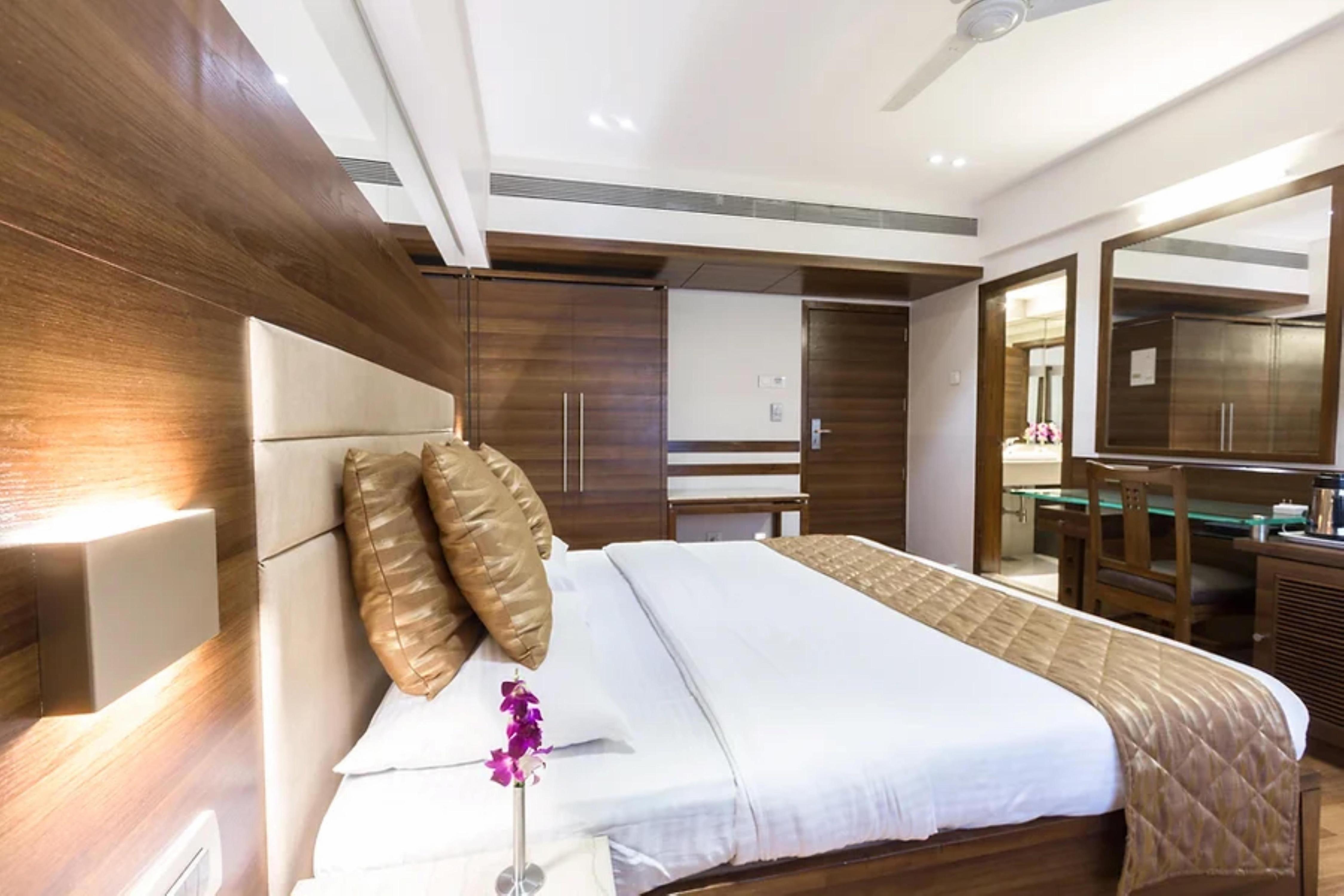 Executive Rooms 1