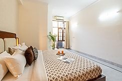 Homlee-Green Luxury 3BHK-South DEL-NFC-Lift, Delhi