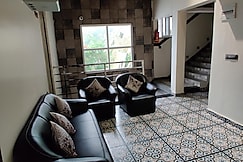 kurseong castle, Kurseong