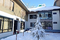 Hotel Kashmir Palace, Pahalgam, Pahalgam