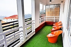 Melba 1 BHK Villa by Happy Huts, Udumalapet