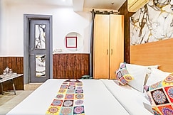 Hotel Raaso Inn  Nawada Metro Station, Delhi