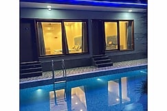 Hot Spring Farms 4bhk luxury farm, Sohna