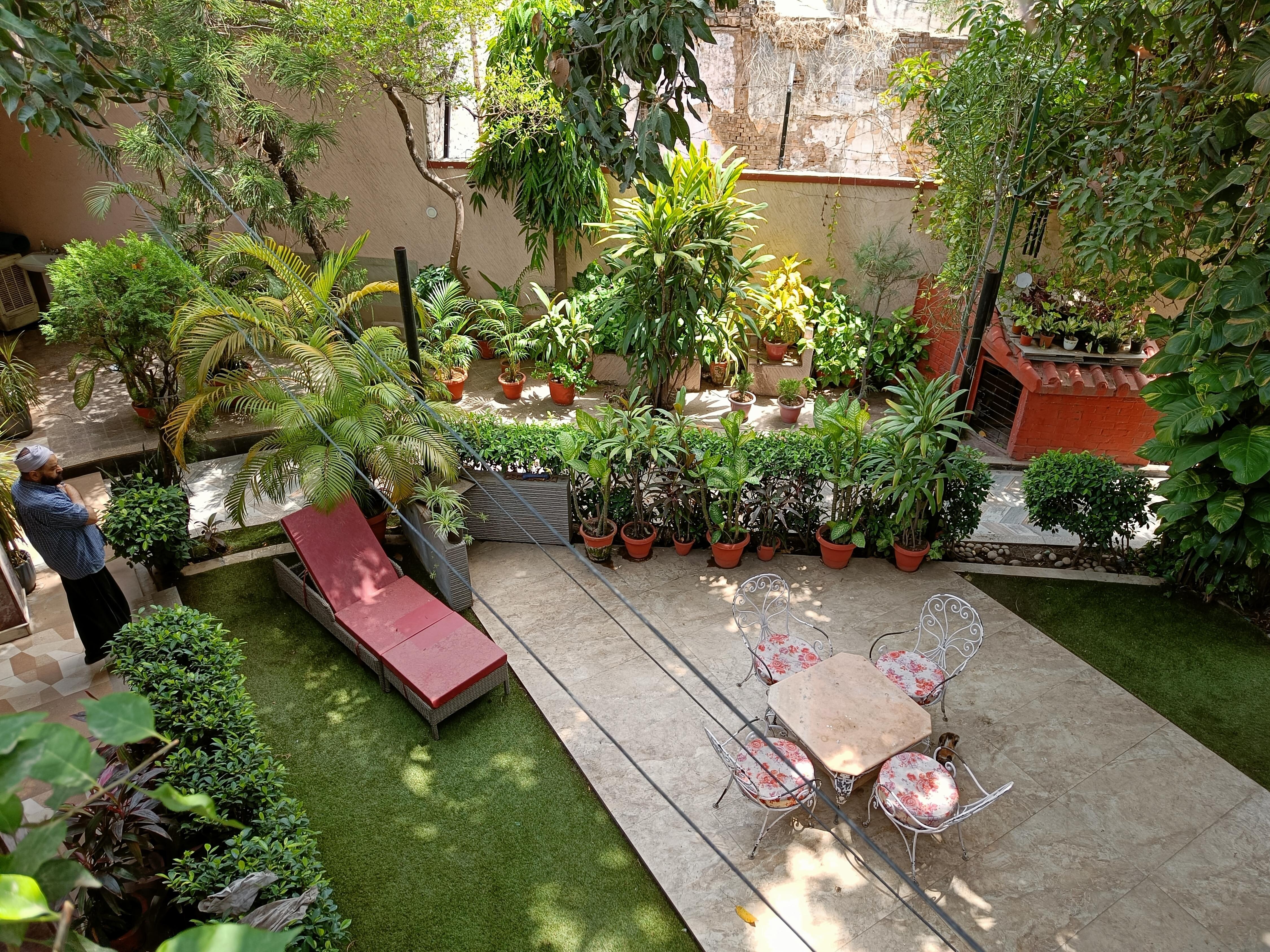 Legacy Homestay in Connaught Place - Tap to explore photos