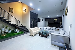 Hotel Omni Bliss, Zirakpur