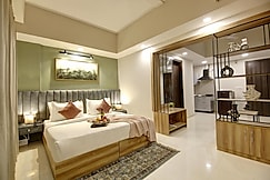 Saltstayz Premier - Golf Course Extension Road, Gurgaon