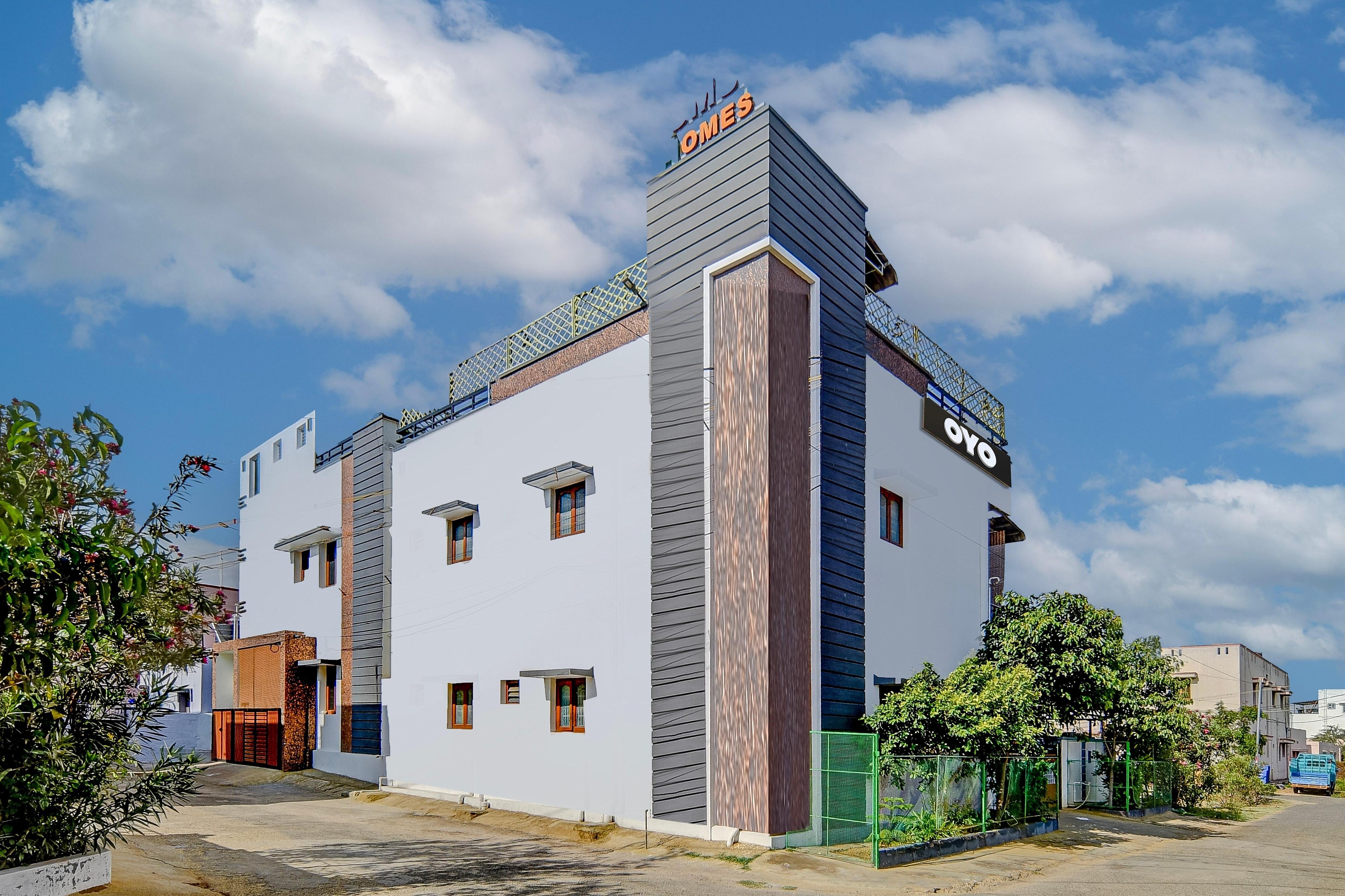 Hotel O SMS HOMES - Tap to explore photos