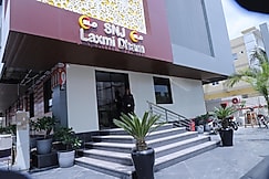 SNJ  Laxmi Dham, Govardhan