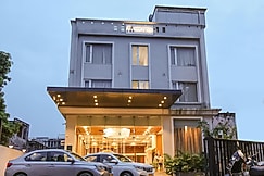 HHW BUDDHA LINEAGE, Varanasi