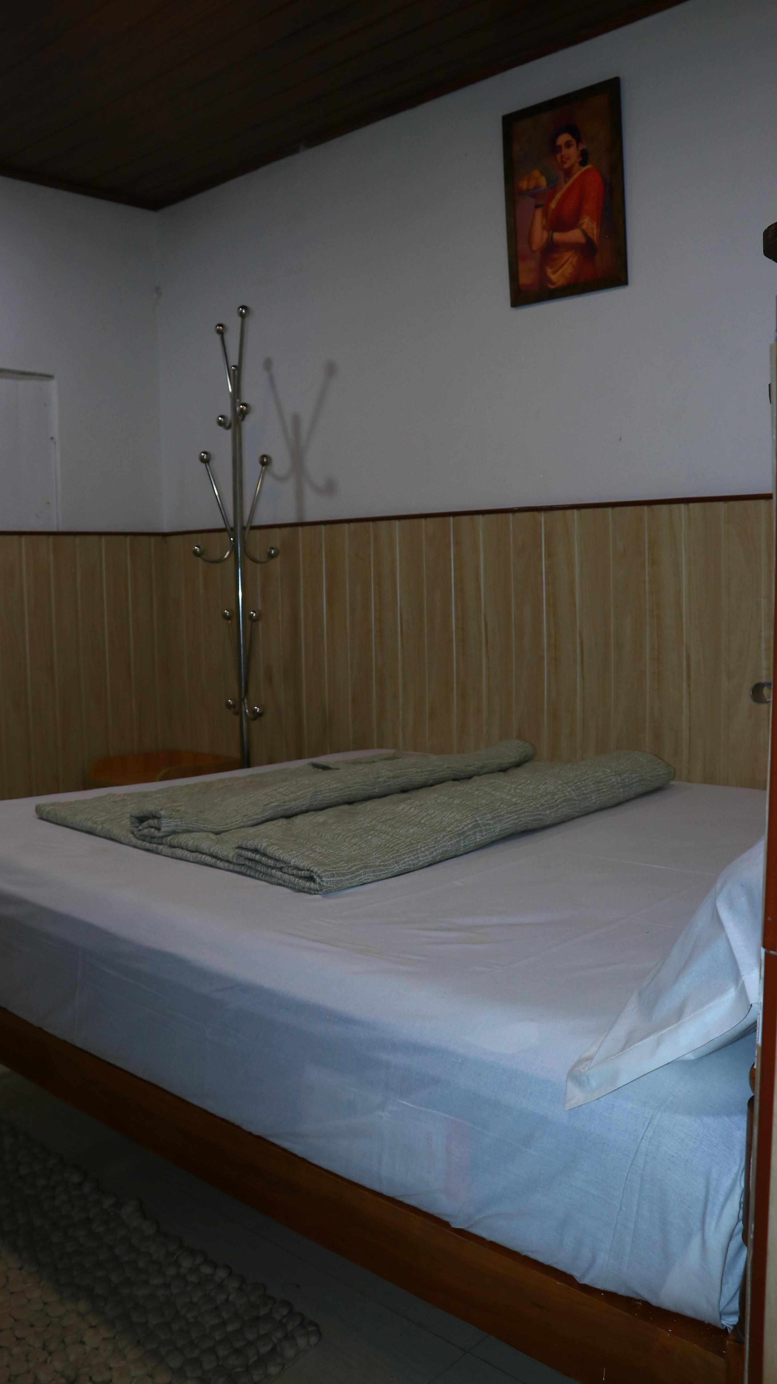 NAVANEETH HOMESTAY - Tap to explore photos