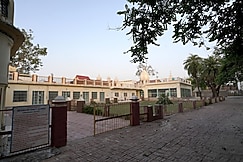 Shree Krishna Bhakti Ashram, Vrindavan