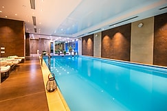 Orbi Palace Hotel Official, Kareli