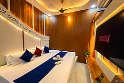Guruvayur Dham  200mtr from Mathura Railway Station, Mathura