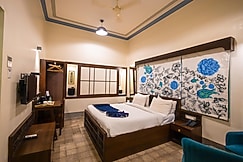 THE JAIS BOUTIQUE HOTEL {70 METERS FROM  ASSI GHAT), Varanasi