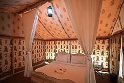 Vanbagh Sariska, Chomu