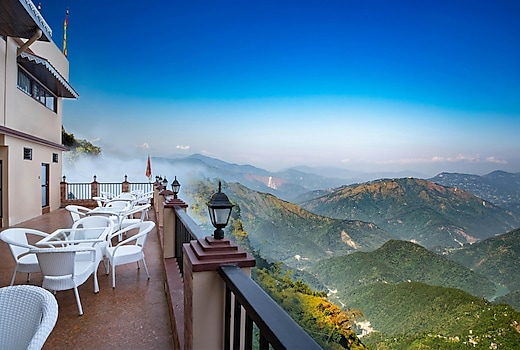 Summit Sherpa Mountain Hotel & Spa