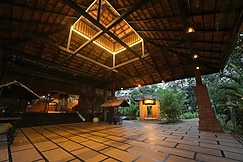 KING FLORA ORGANIC FARM RESORT, Wayanad