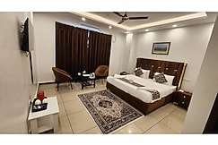 AZIZIA INN, Srinagar