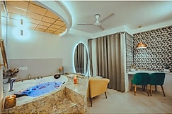 HKV Luxury Vibes Stay, Delhi