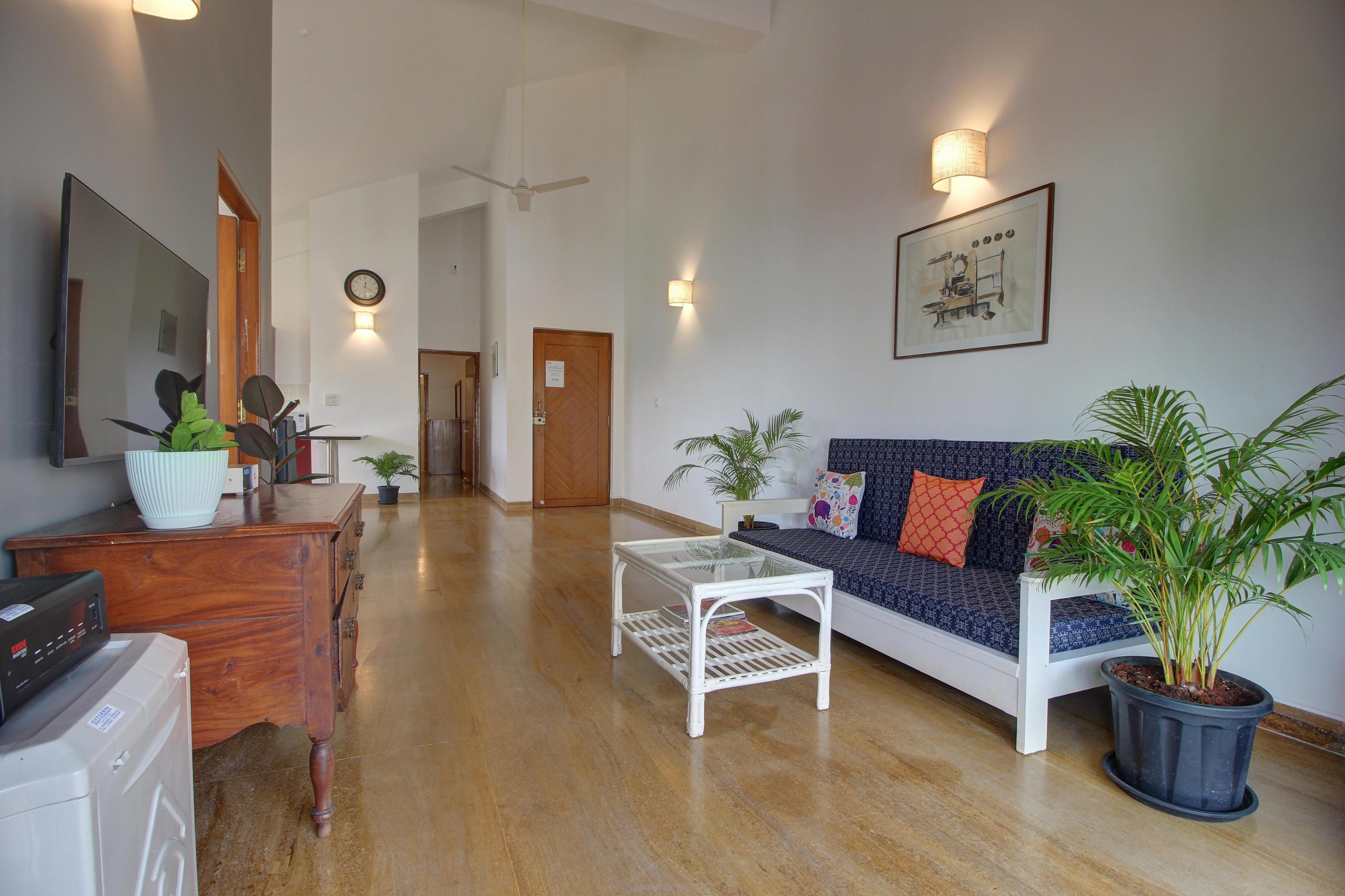 Periwinkle  Sunshine 2BHK Apt Anjuna N Assagao - Tap to explore photos